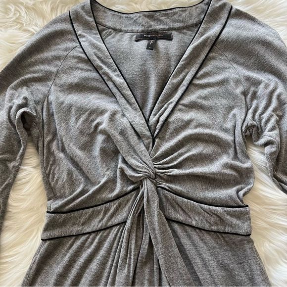 Bcbgmaxazria Dress Size Small Gray Knit Midi Long Sleeve Piping Trim Front Twist - Picture 4 of 11